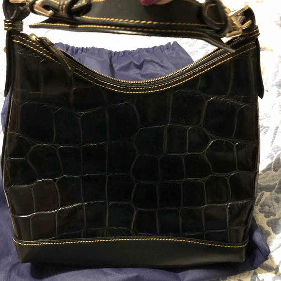 Dooney and Bourke bag - Picture 2 of 6